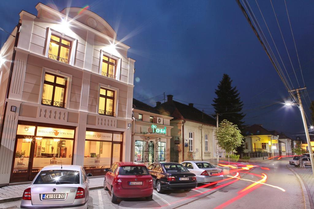 Garni Hotel Tema Nova Čačak Buitenkant foto