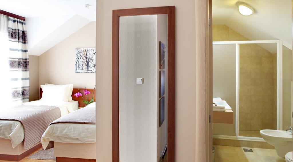 Garni Hotel Tema Nova Čačak Kamer foto